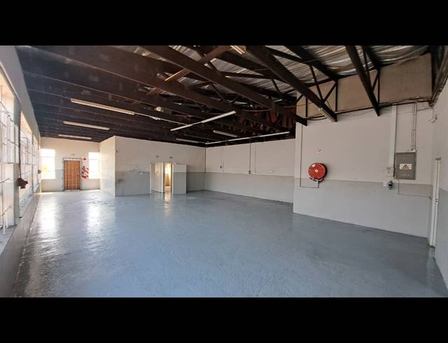 230M² MINI FACTORY TO LET IN RICHARDS BAY CENTRAL